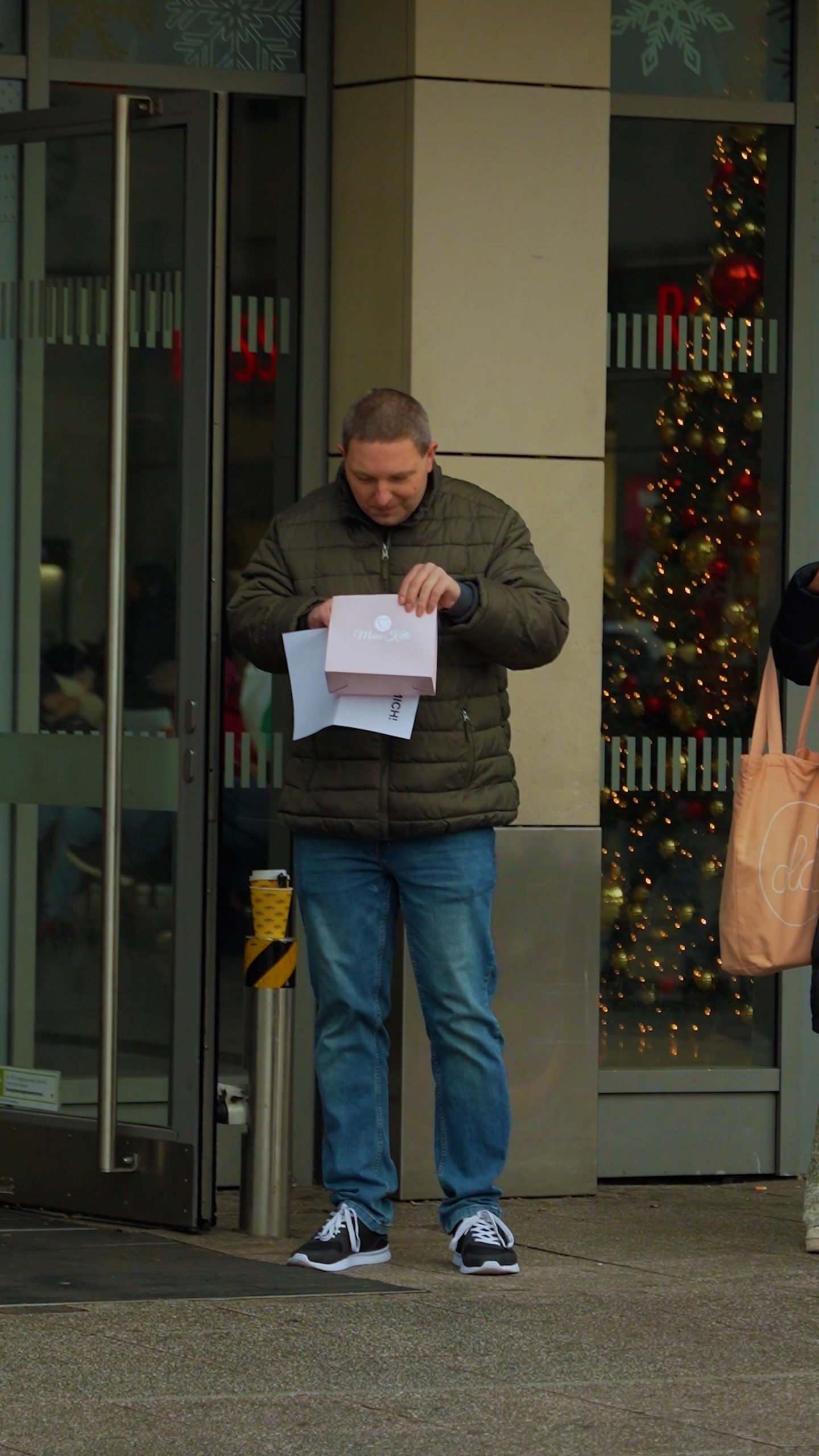 Standbild Social Media Content